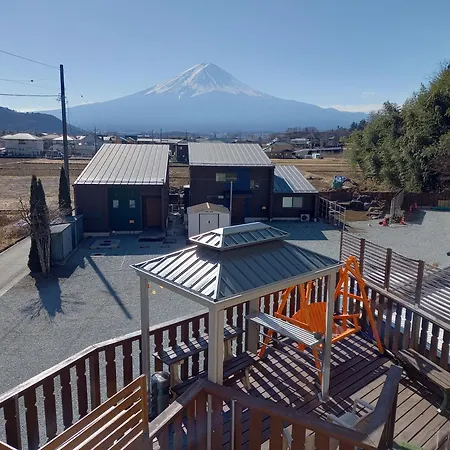 Orange Cabin Inn Far From Station Fujikawaguchiko Exterior photo