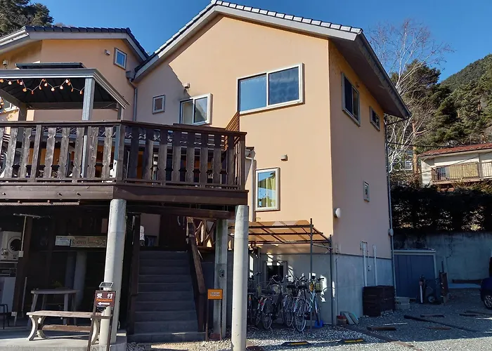 Orange Cabin Inn